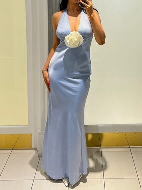 Halterneck dress